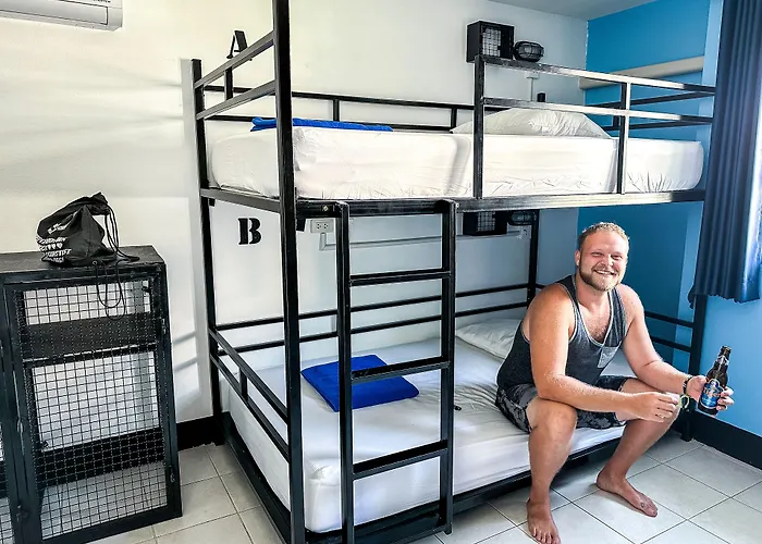 Bodega Party City Center Bangkok - Hostel